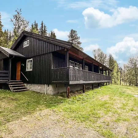 Vakantiehuis Stunning In With Sauna