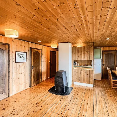Vakantiehuis Stunning In With Sauna