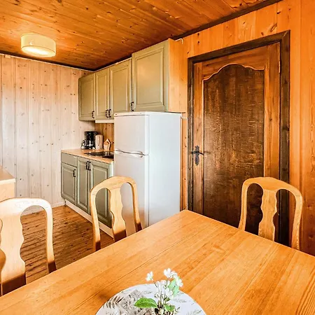 Vakantiehuis Stunning In With Sauna